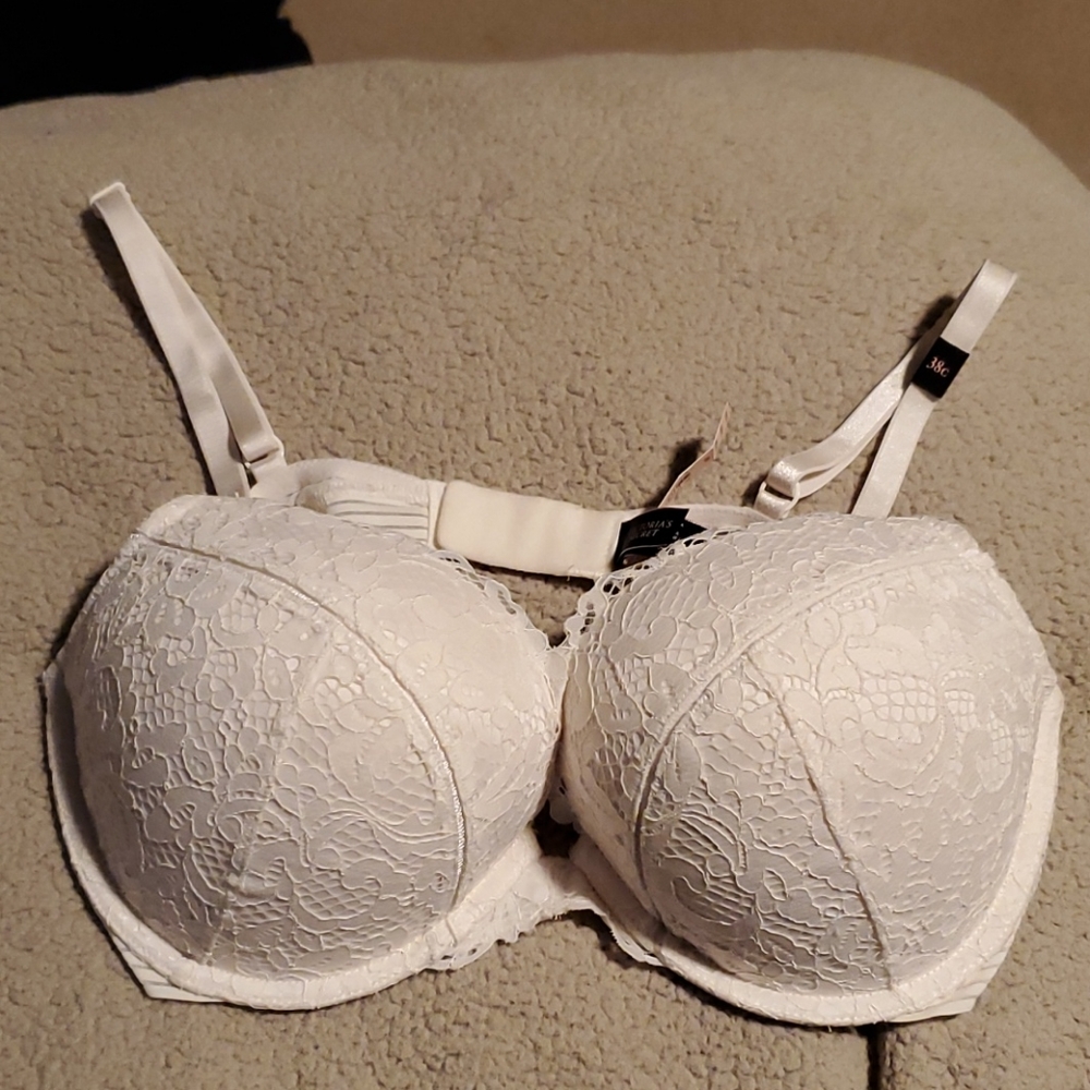 38C NWT Coconut White Lace Bombshell Bra